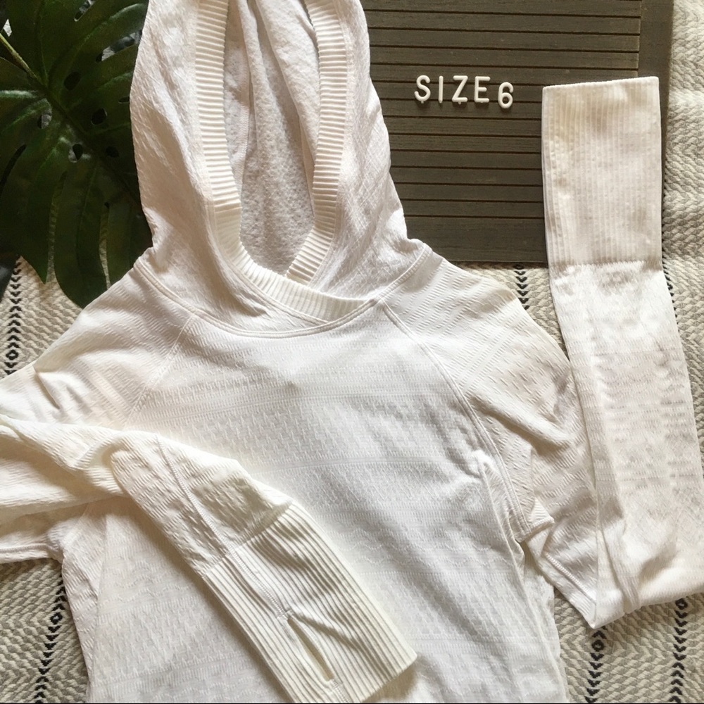 Lululemon Athletic Long-sleeve